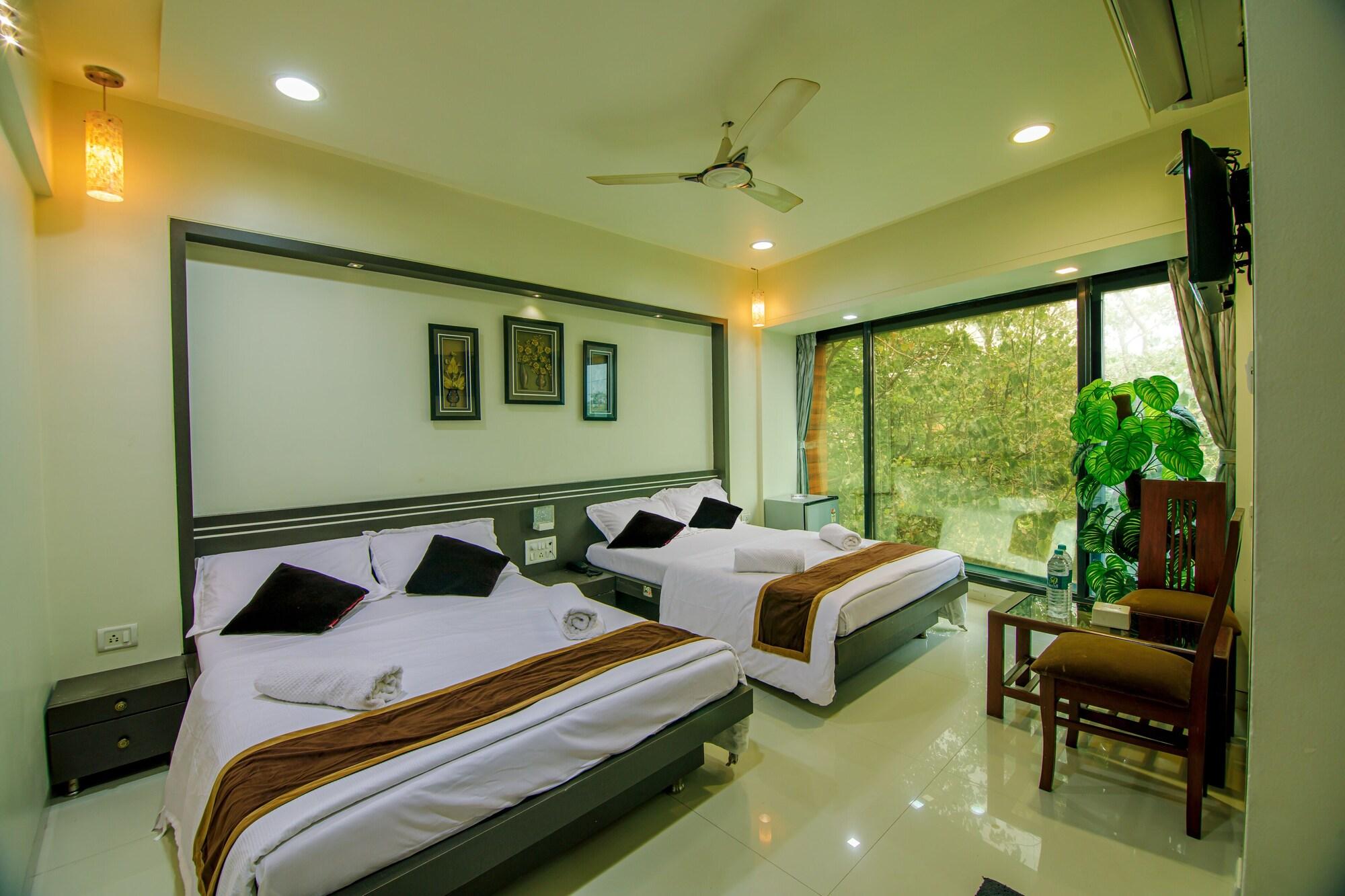 La Hotel Metro near BKC Bombay Esterno foto