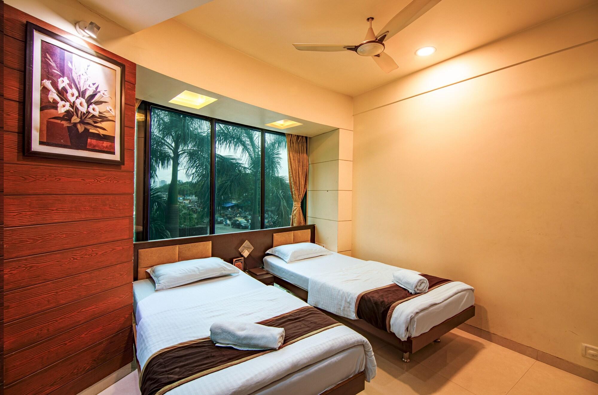 La Hotel Metro near BKC Bombay Esterno foto