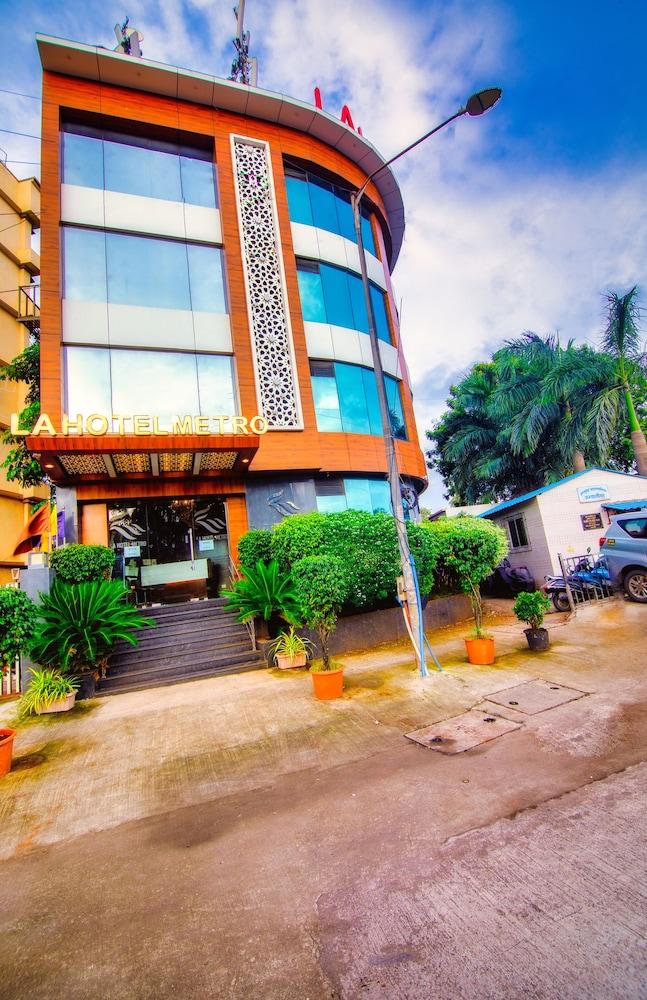 La Hotel Metro near BKC Bombay Esterno foto